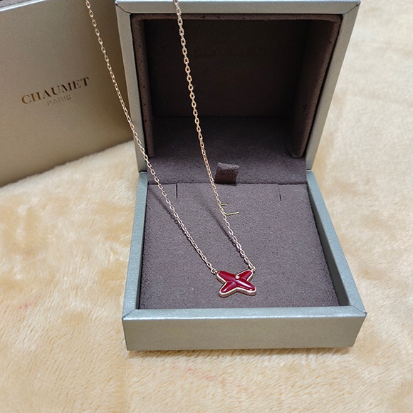 Chaumet Necklace 365$